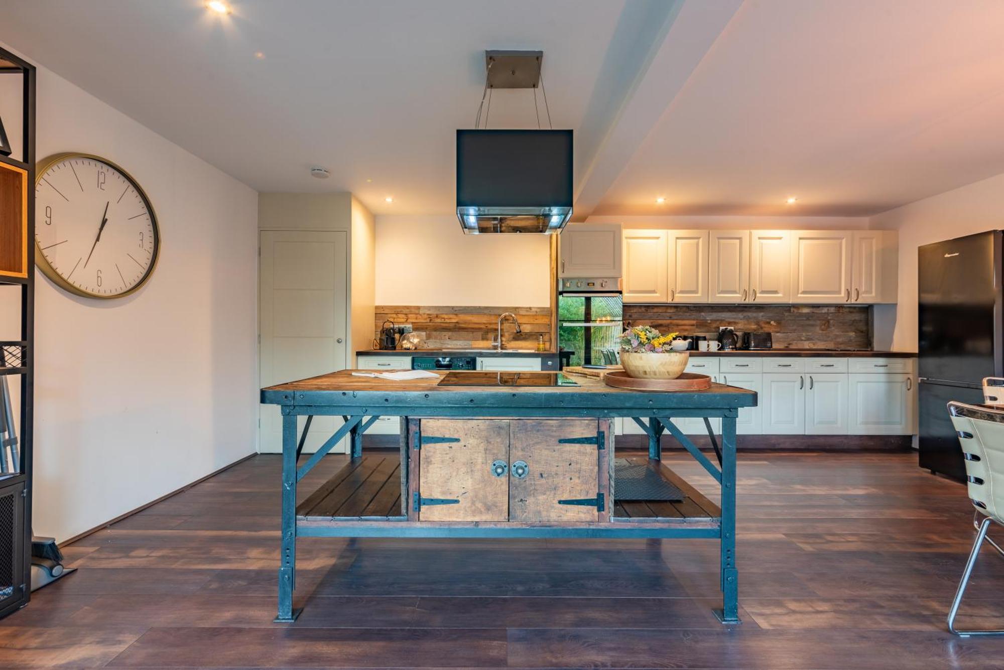 Cotswold Holiday Let With Hot Tub - The Old Garage Chipping Norton Bagian luar foto